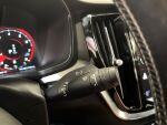 Volvo S60 2021 Musta