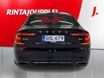 Volvo S60 2021 Musta