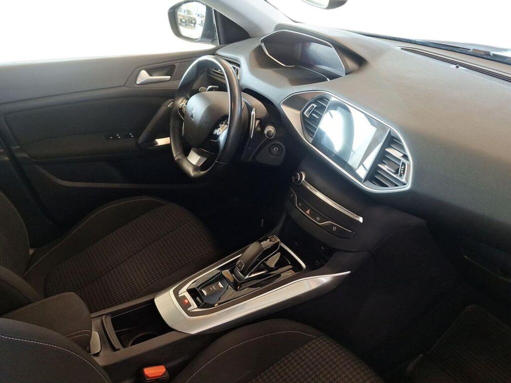 Peugeot 308 2021 Harmaa