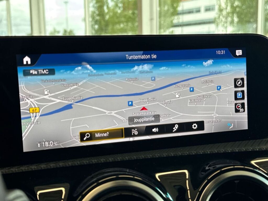 Mercedes-Benz A 2020 Punainen