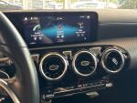 Mercedes-Benz A 2020 Punainen