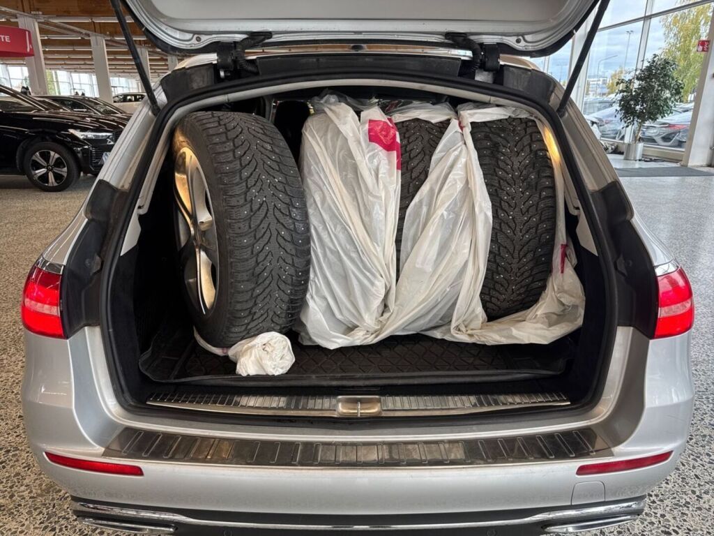Mercedes-Benz E 2017 Hopea
