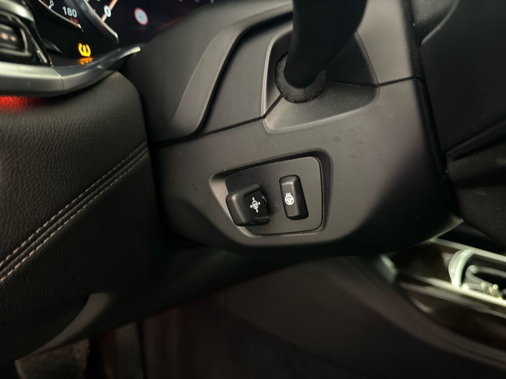 BMW 740 2016 Musta