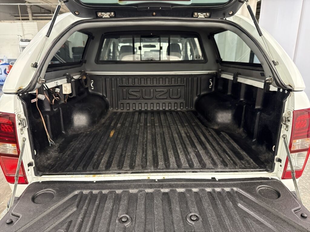 Isuzu D-Max 2017 Valkoinen