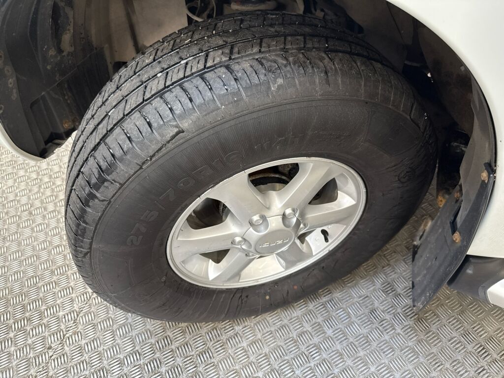 Isuzu D-Max 2017 Valkoinen