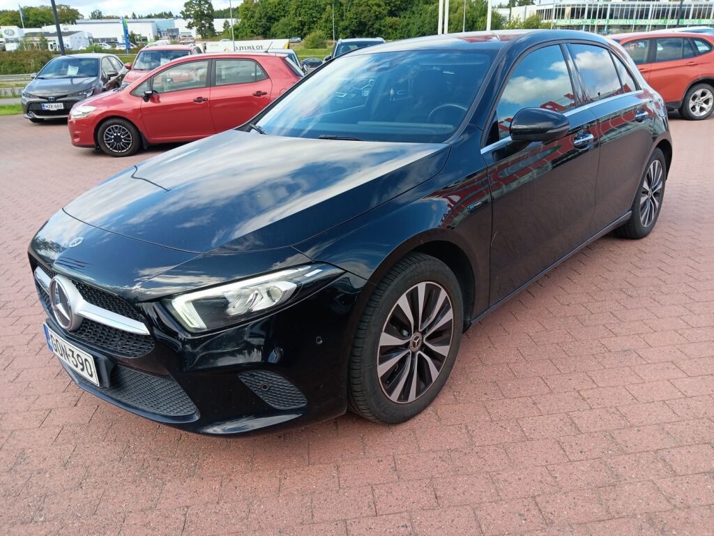 Mercedes-Benz A 2020 Musta