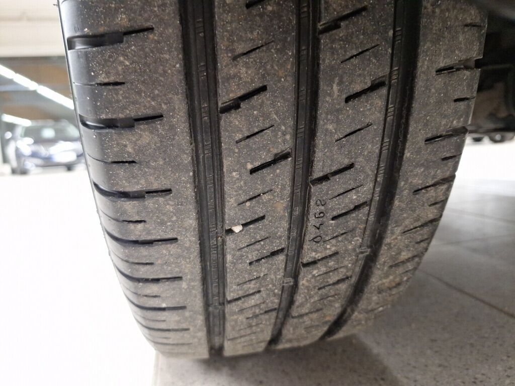 Volkswagen Transporter 2021 Valkoinen