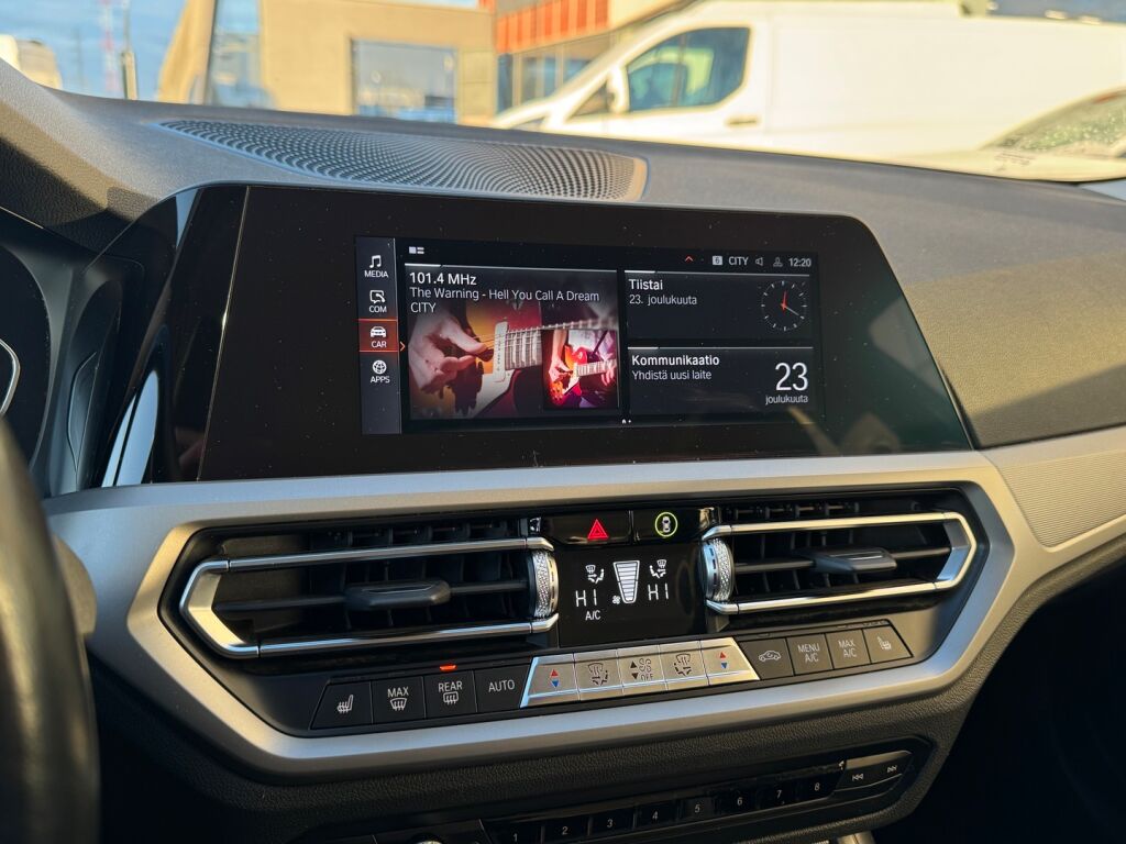 BMW 320 2021 Valkoinen