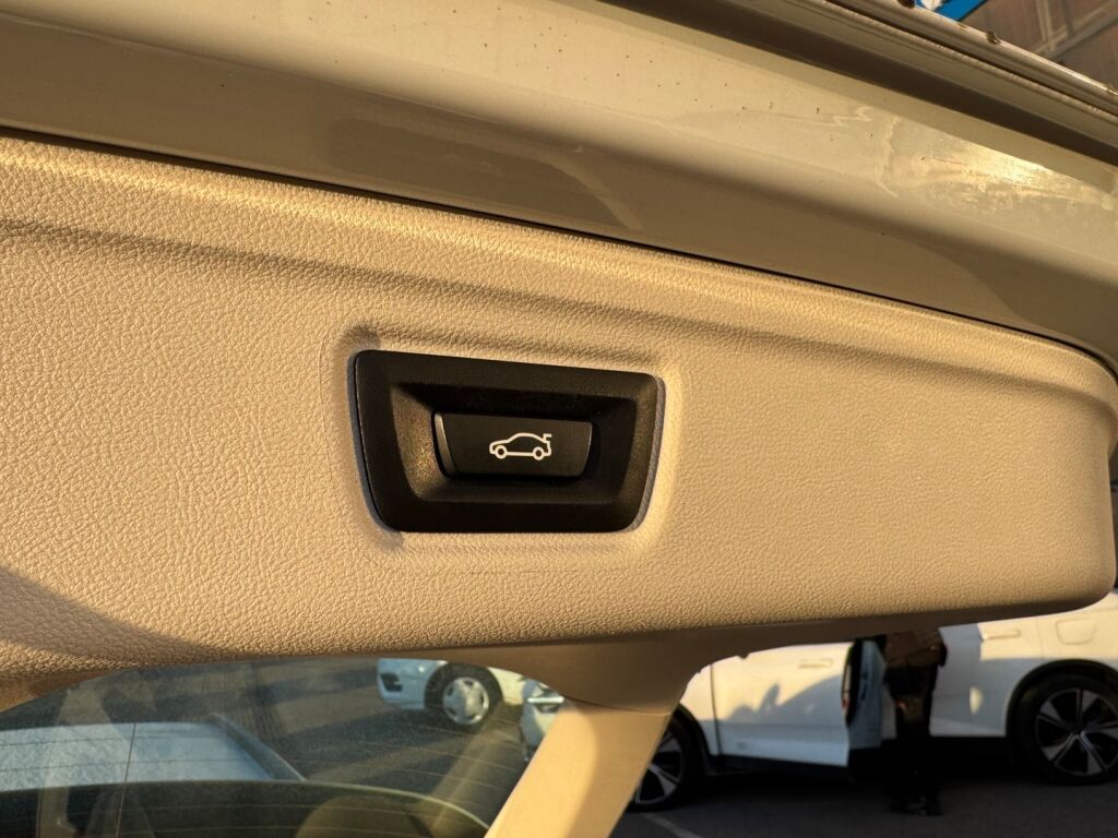 BMW 320 2021 Valkoinen