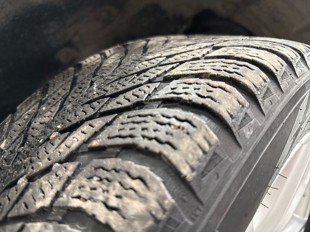 BMW 320 2021 Valkoinen