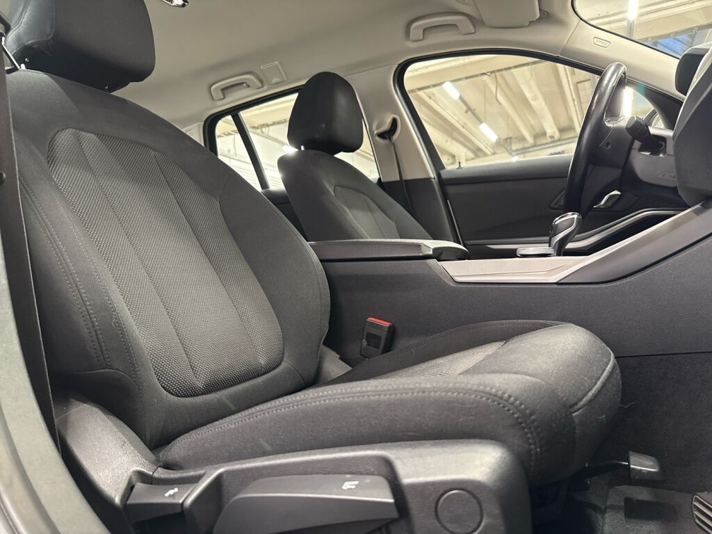 BMW 320 2021 Valkoinen