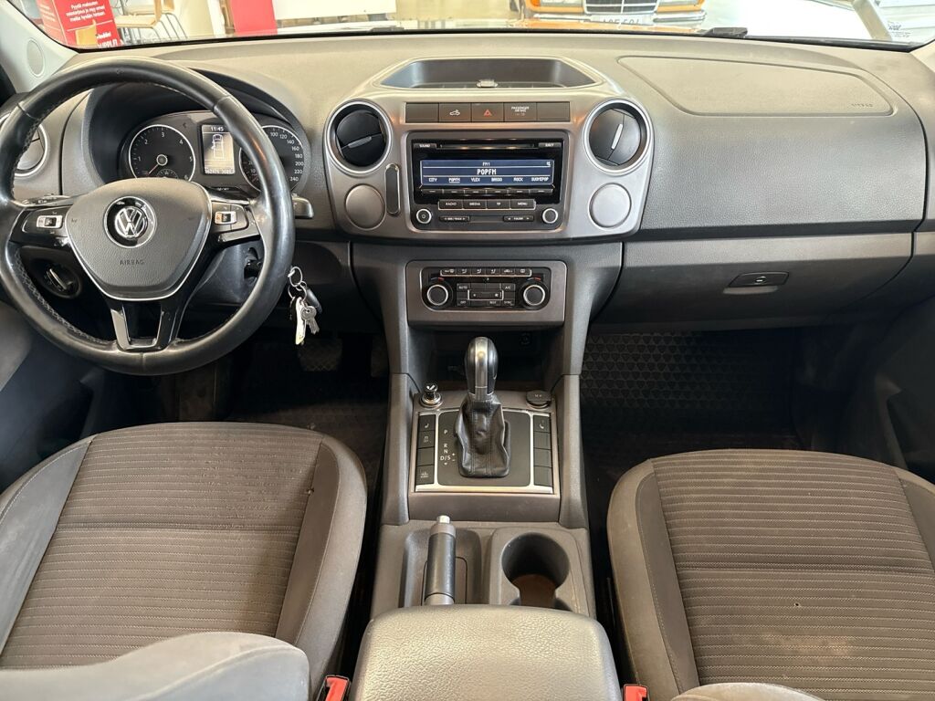 Volkswagen Amarok 2016 Musta