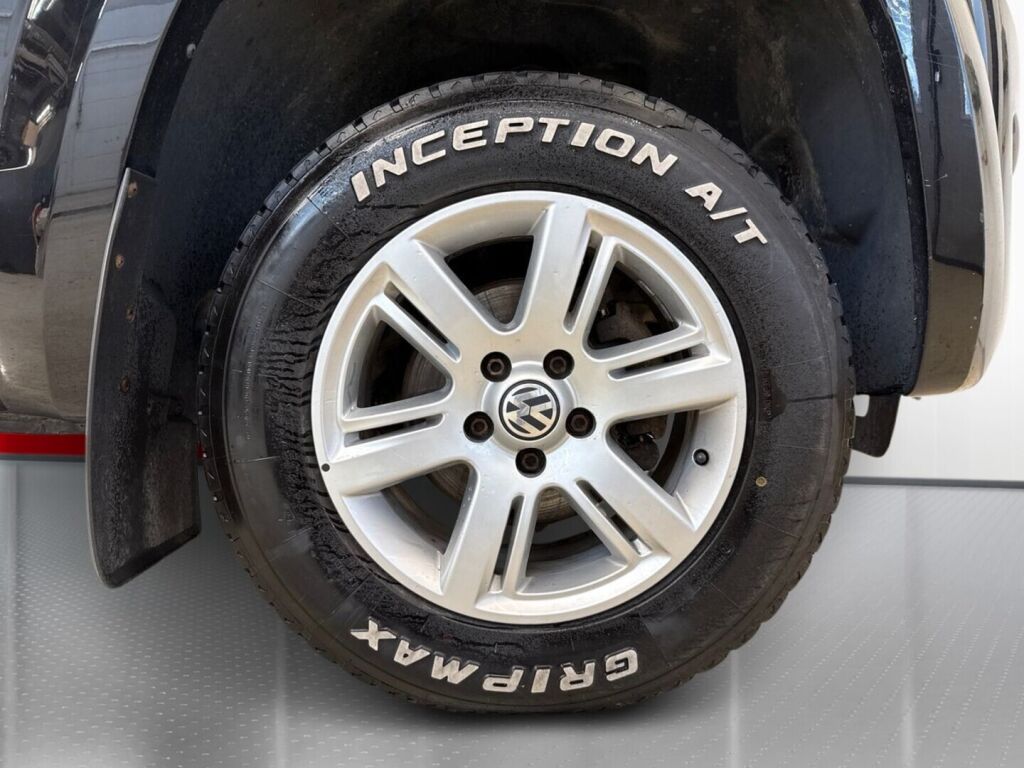 Volkswagen Amarok 2016 Musta