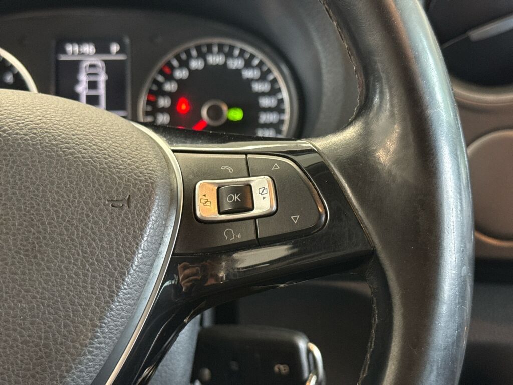 Volkswagen Amarok 2016 Musta