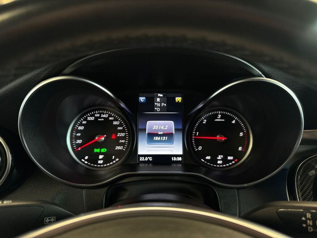Mercedes-Benz GLC 2016 Musta