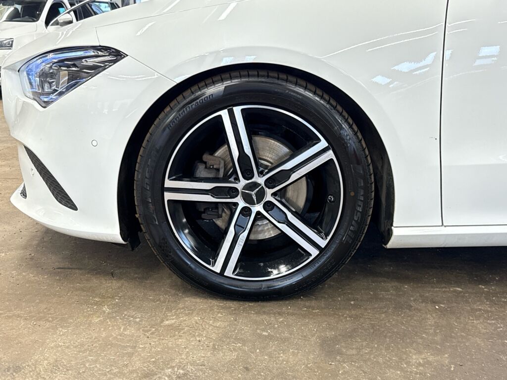 Mercedes-Benz CLA 2021 Valkoinen