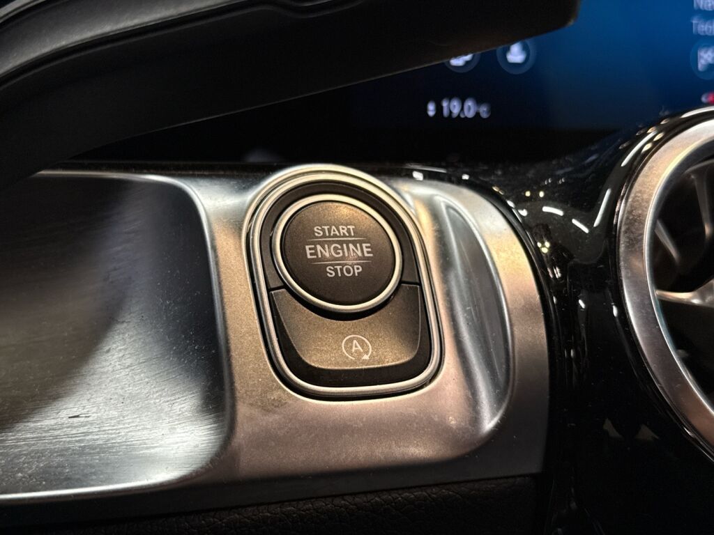 Mercedes-Benz GLB 2021 Valkoinen