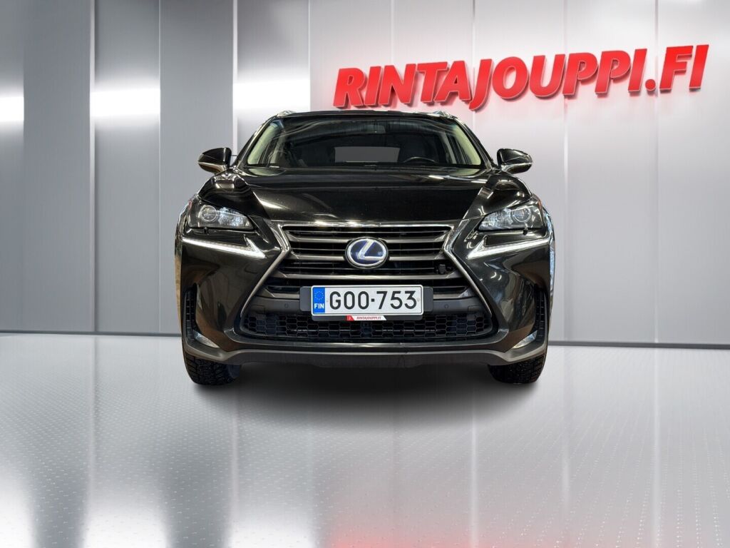 Lexus NX 2016 Musta