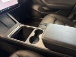 Tesla Model 3 2021 Punainen