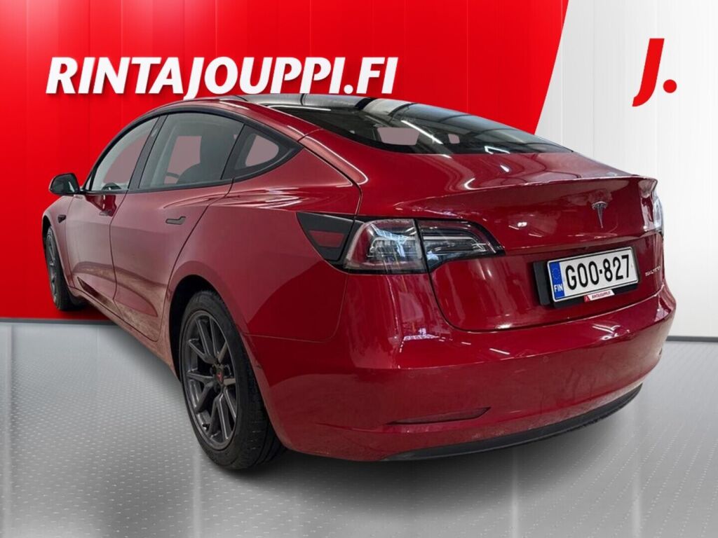 Tesla Model 3 2021 Punainen