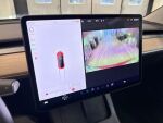 Tesla Model 3 2021 Punainen