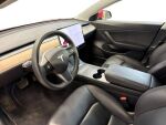 Tesla Model 3 2021 Punainen