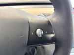 Tesla Model 3 2021 Punainen