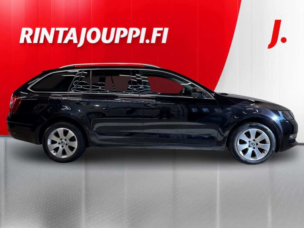 Skoda Octavia 2017 Musta