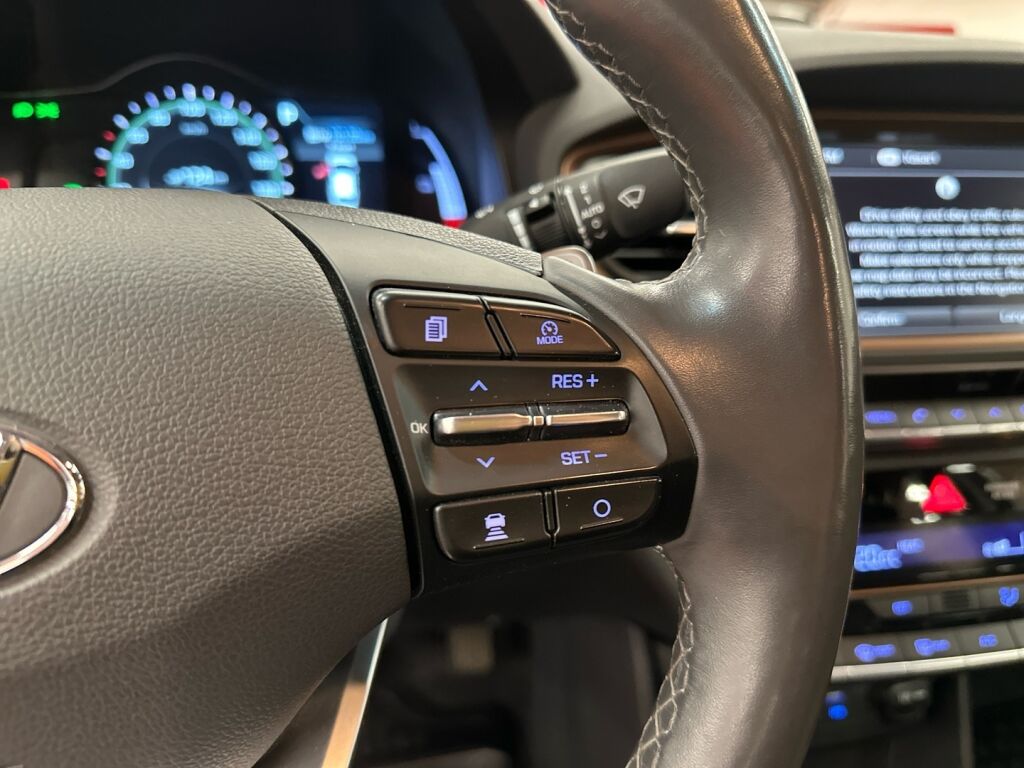 Hyundai IONIQ electric 2017 Valkoinen