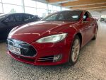 Tesla Model S 2016 Punainen