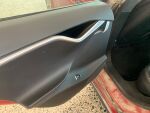 Tesla Model S 2016 Punainen