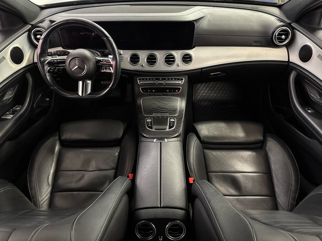 Mercedes-Benz E 2021 Musta