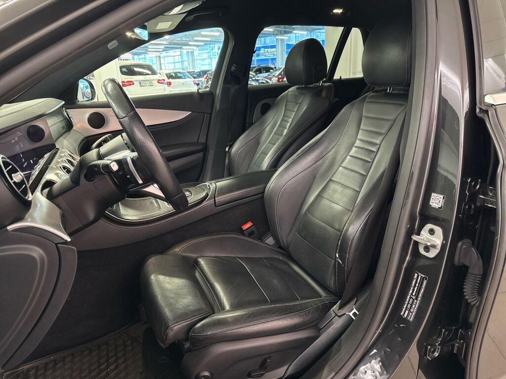 Mercedes-Benz E 2021 Musta