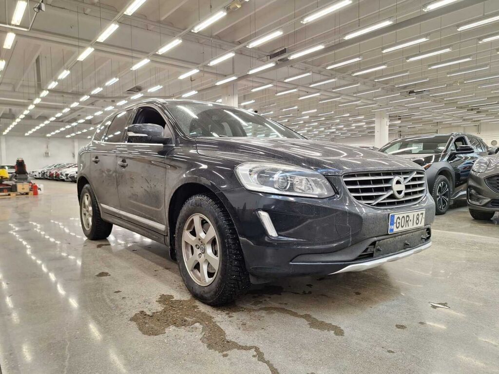 Volvo XC60 2013 Musta