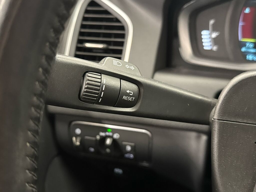 Volvo XC60 2013 Musta