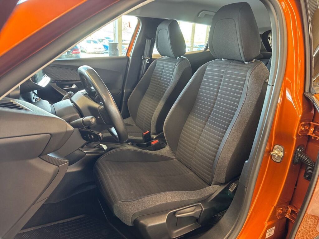 Peugeot 2008 2021 Metallinhohto Oranssi