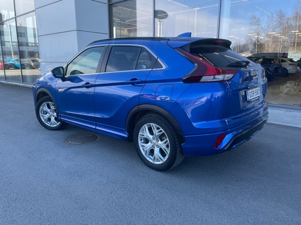 Mitsubishi Eclipse Cross 2021 Lightning Blue