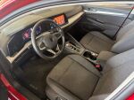 Volkswagen Golf 2021 Punainen