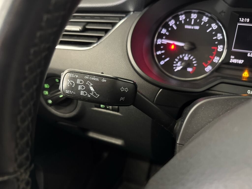 Skoda Octavia 2015 Hopea