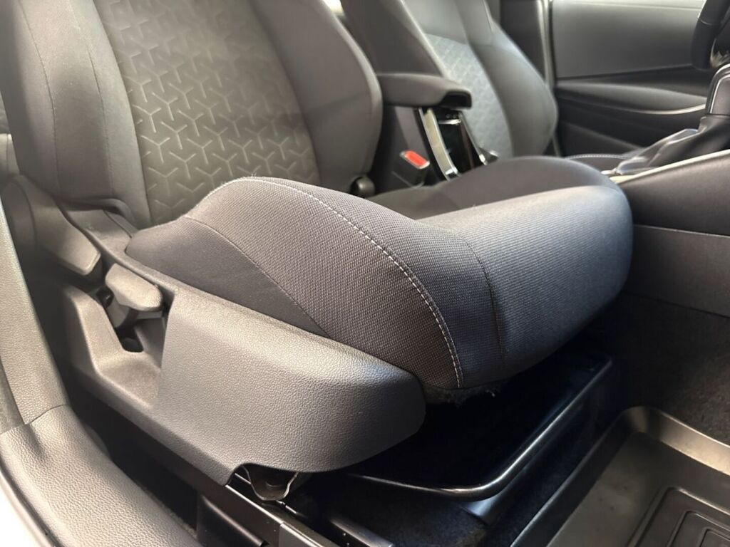 Toyota Corolla 2021 Hopea