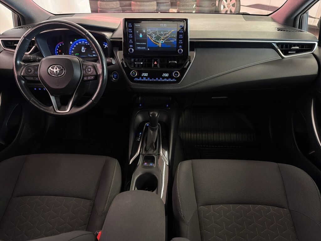 Toyota Corolla 2021 Valkoinen