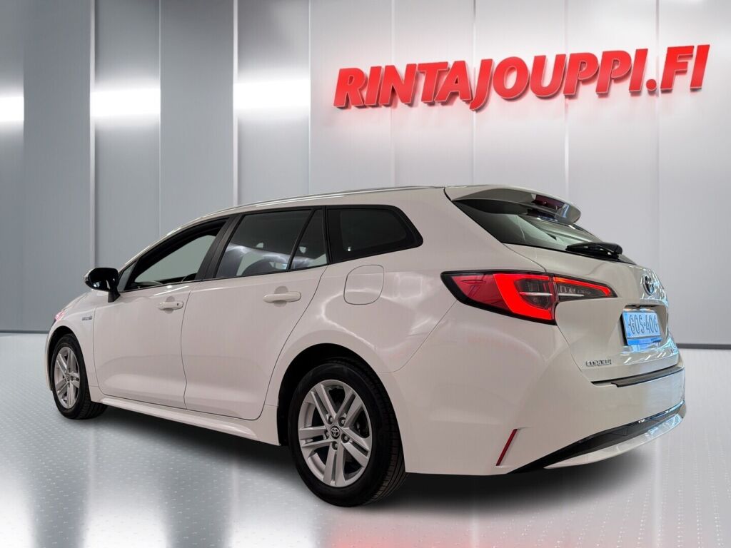 Toyota Corolla 2021 Valkoinen