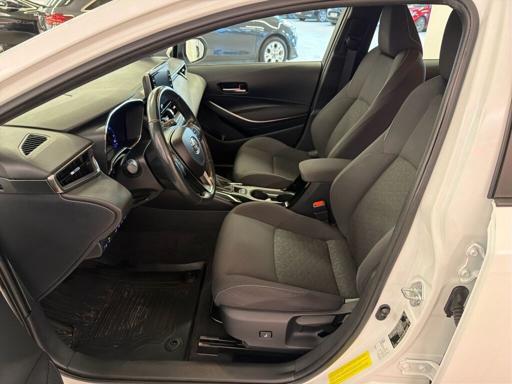Toyota Corolla 2021 Valkoinen