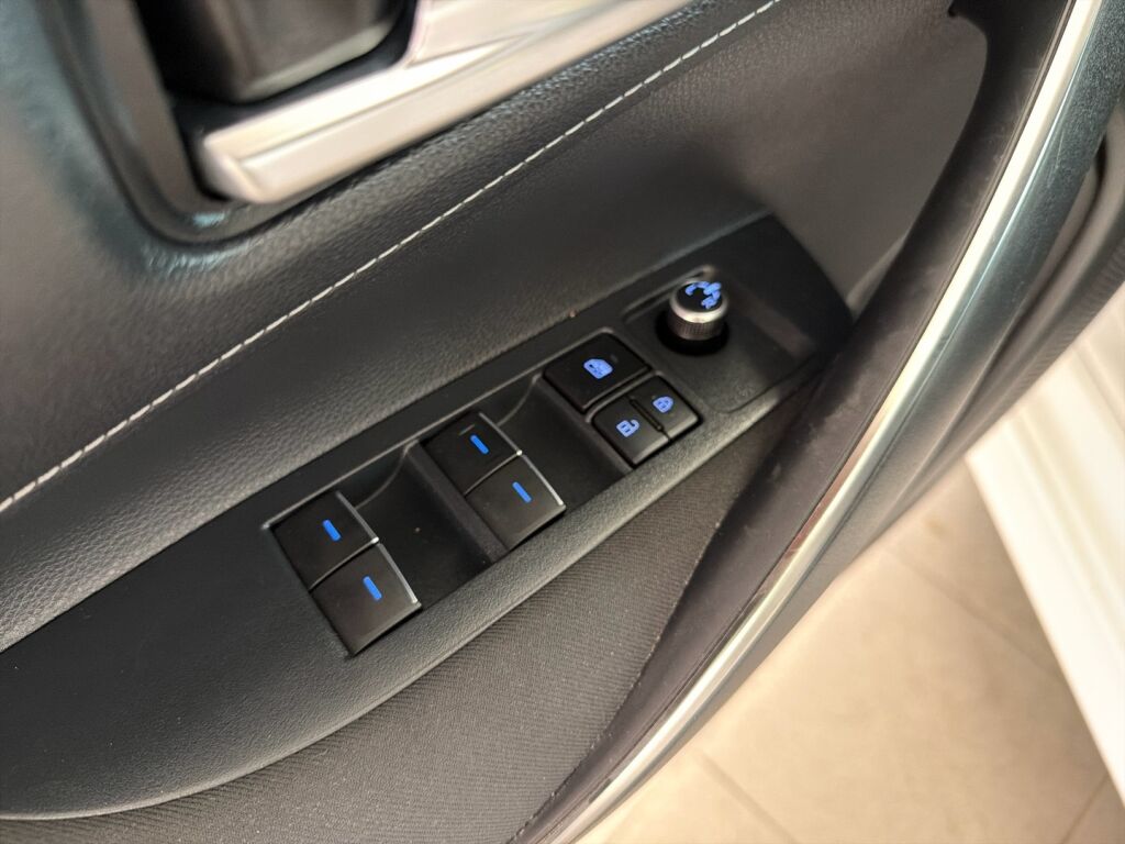 Toyota Corolla 2021 Valkoinen