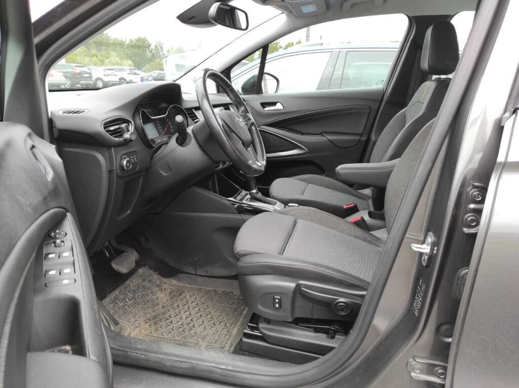 Opel Crossland 2021 Harmaa