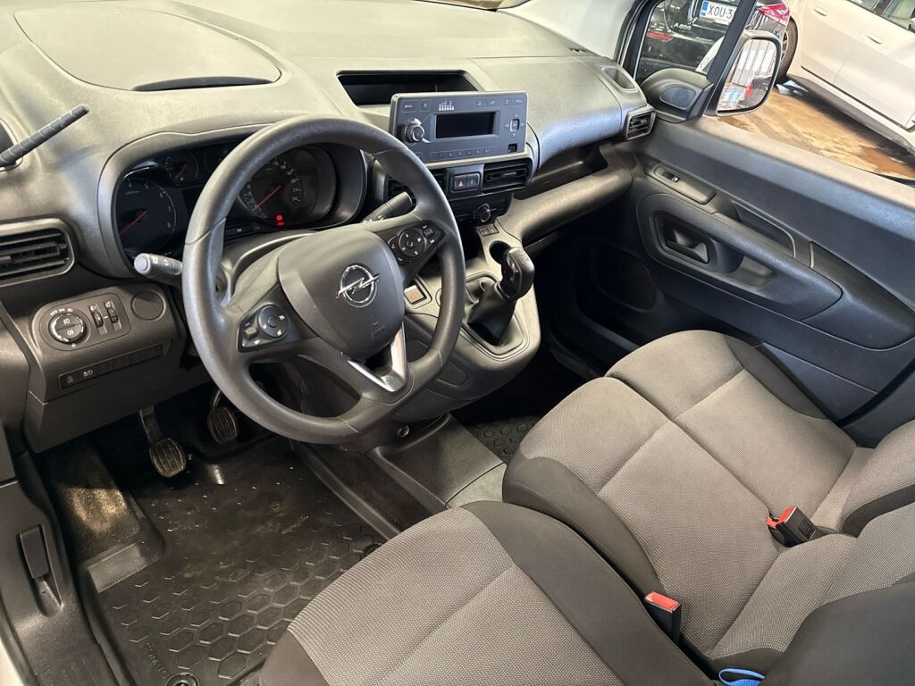 Opel Combo 2021 Valkoinen