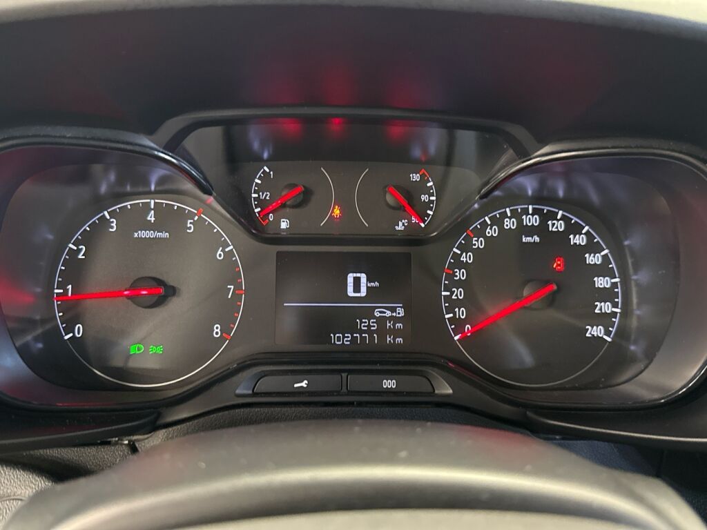 Opel Combo 2021 Valkoinen