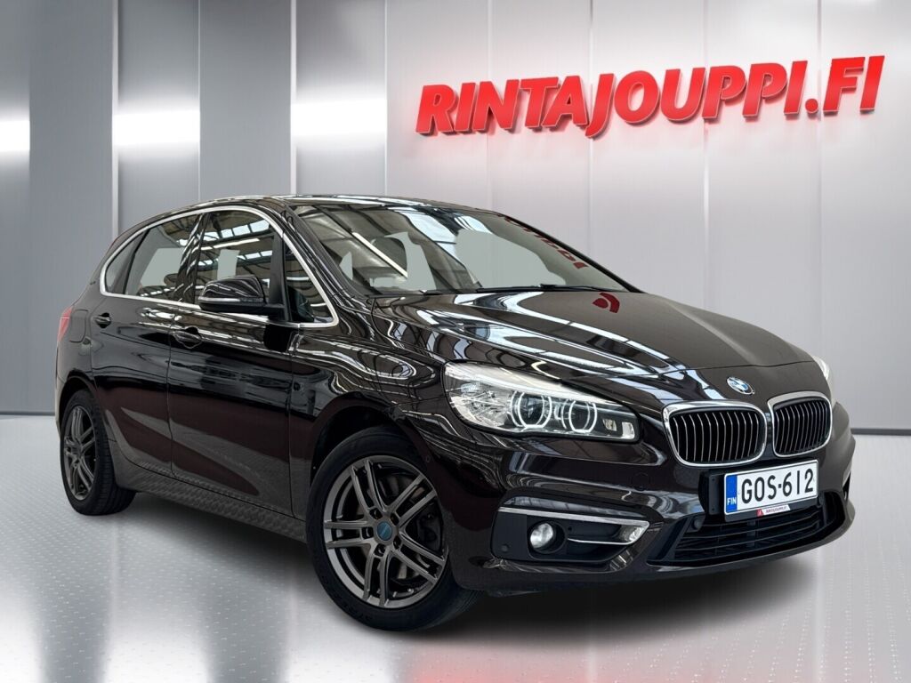 BMW 225 2016 Ruskea (beige)
