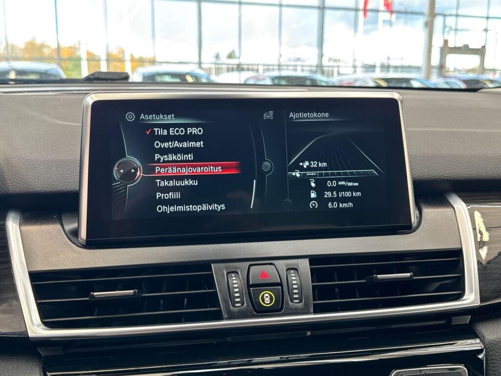 BMW 225 2016 Ruskea (beige)