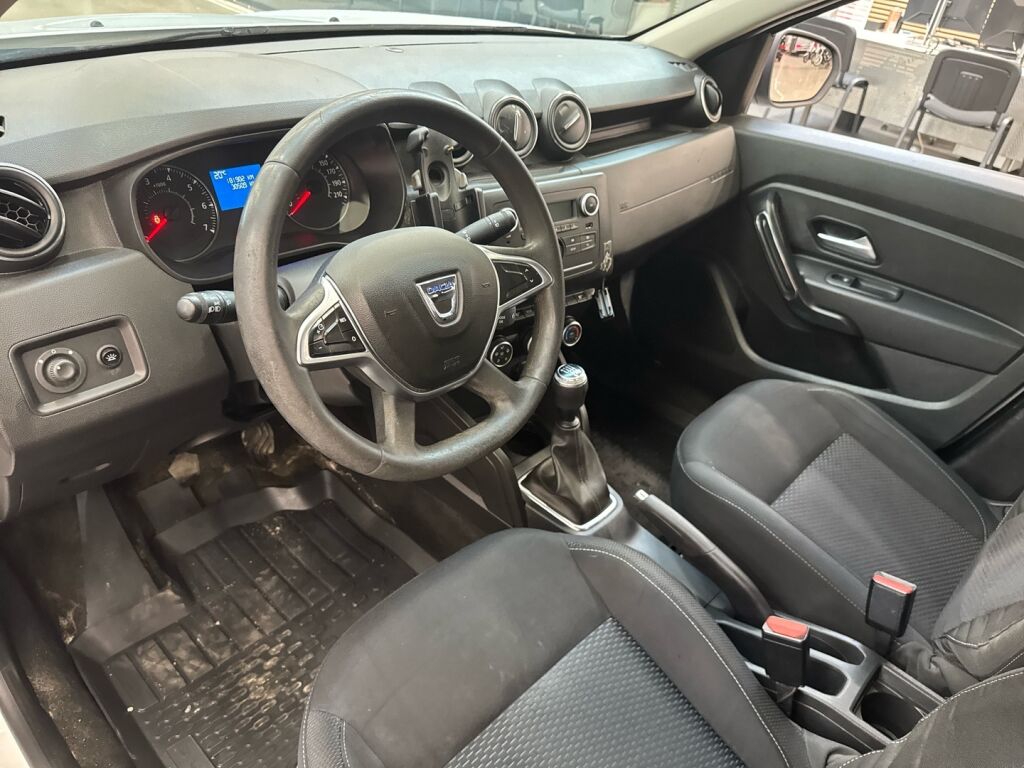 Dacia Duster 2021 Valkoinen